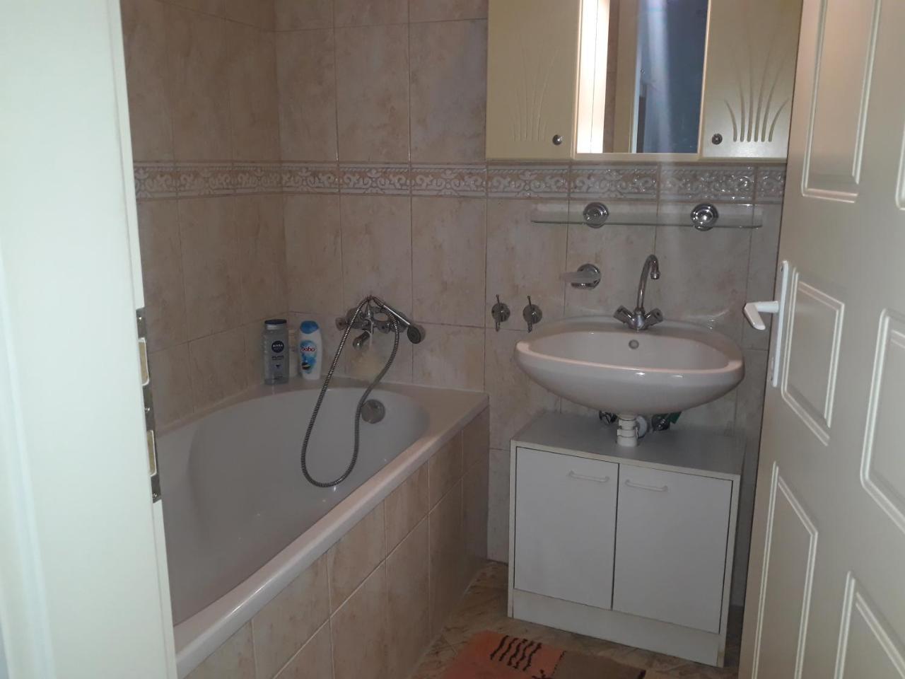 David Apartman Gyula Buitenkant foto